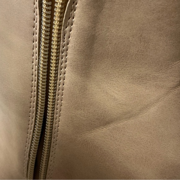 Universal Thread Chic Tan Ankle Boots with Zipper - Picture 12 of 13